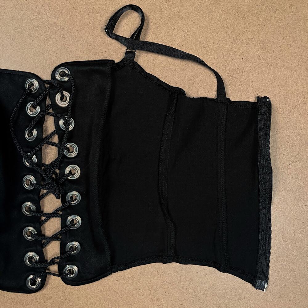 Y2K Lip Service Lace Up Front Corset Black Camisole Top XS Cami Vintage Goth - Picture 12 of 16